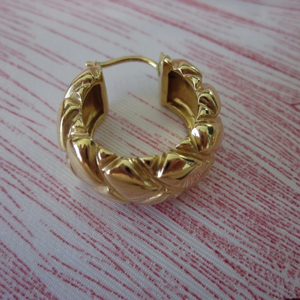 Missoma Lucy Williams Chunky Waffle Hoop Earrings - Picture 11 of 12